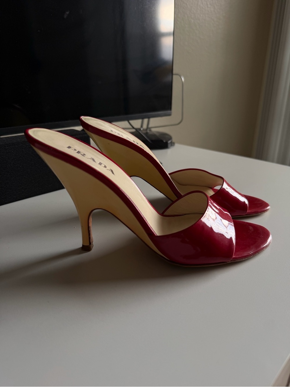 Vintage Prada Red Patent Leather Slide Mules 38 - Picture 2 of 7